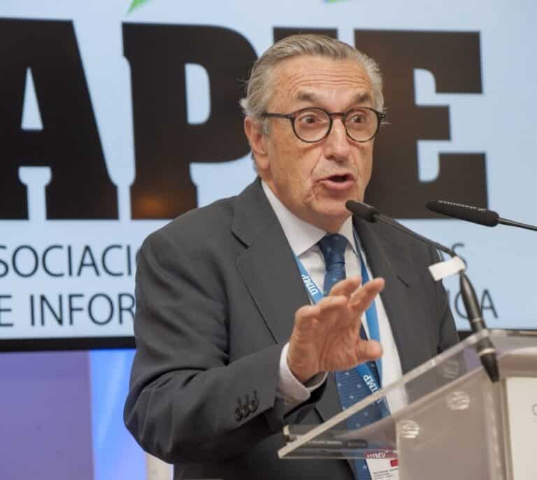 La CNMC suaviza su 'hachazo' a las gasistas  hasta el 9,6%, frente al 17,8% anterior