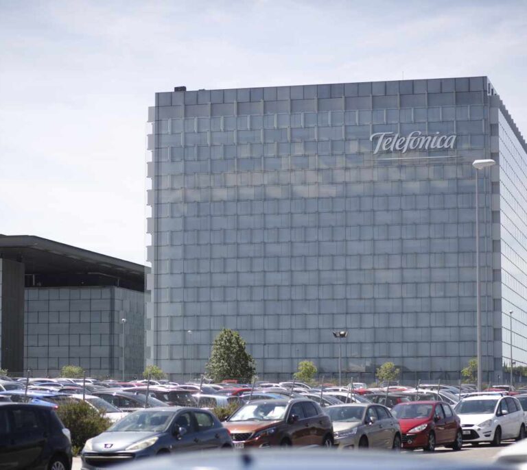 Telefónica recula y reducirá su dependencia de la china Huawei para lanzar el 5G