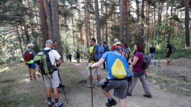 Cercedilla, cuna de esquiadores y de los Fernández Ochoa, se vuelca en la búsqueda