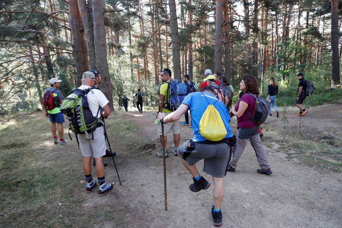 Cercedilla, cuna de esquiadores y de los Fernández Ochoa, se vuelca en la búsqueda