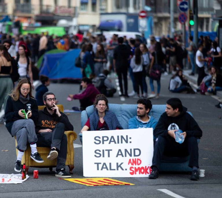 La destrucción del espíritu universitario se ha consumado en Cataluña