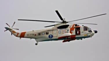 Muere un niño de seis años que viajaba en una patera con 66 personas en Alborán