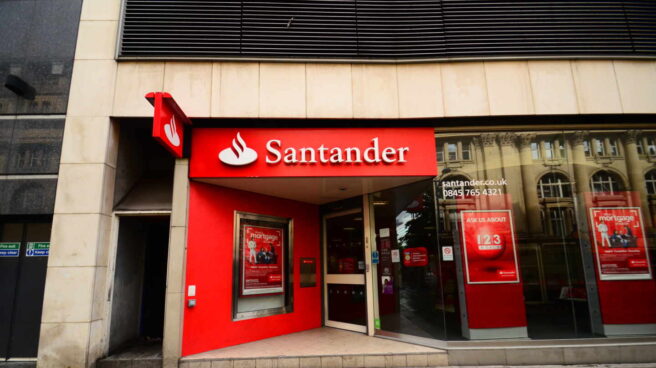 El coste de los seguros contra impago de Santander UK se duplican en 18 meses a las puertas del Brexit.
