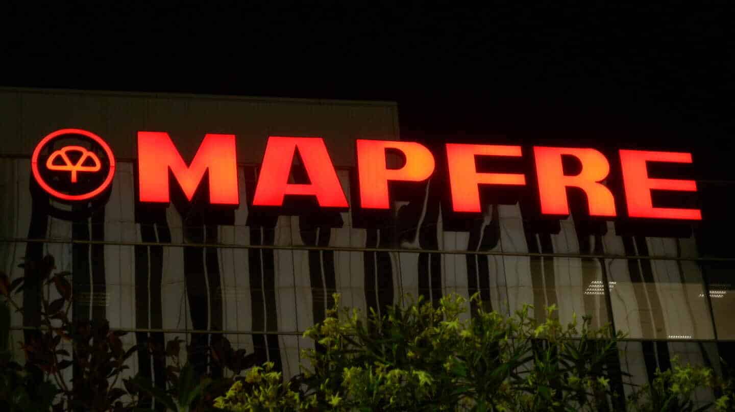 Mapfre advierte del impacto de la parálisis política y rebaja su previsión para España.
