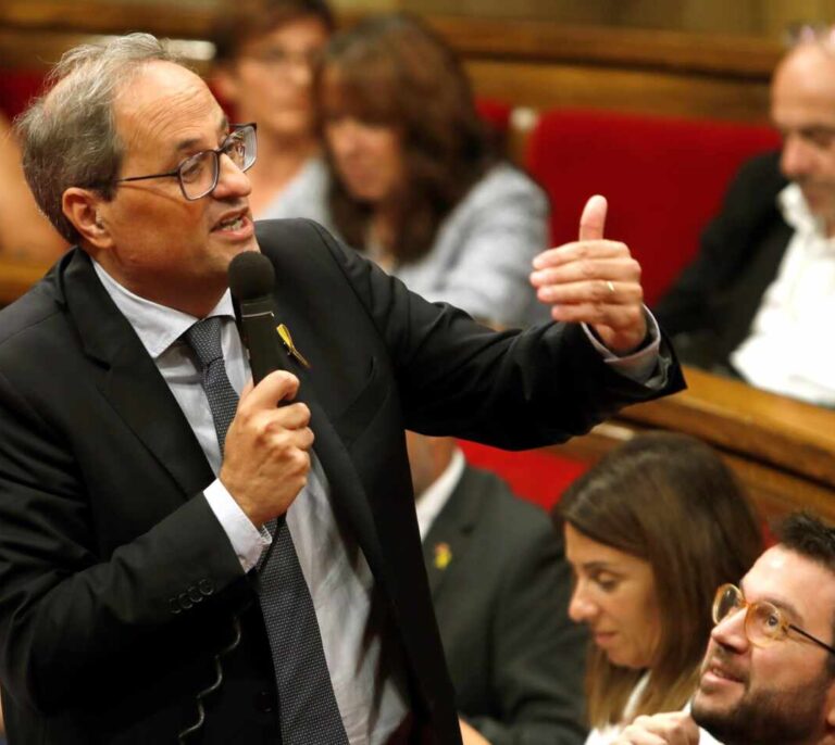 Torra promete a la CUP que estará "atento a la depuración de responsabilidades" en los Mossos