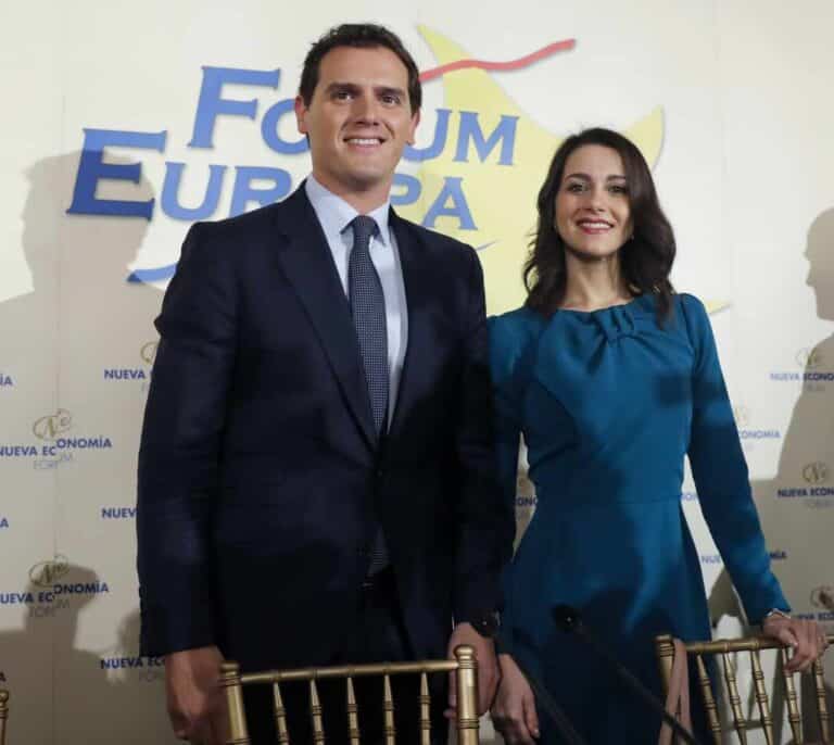 Rivera exige ahora al PSOE y al PP un pacto por escrito para el desbloqueo