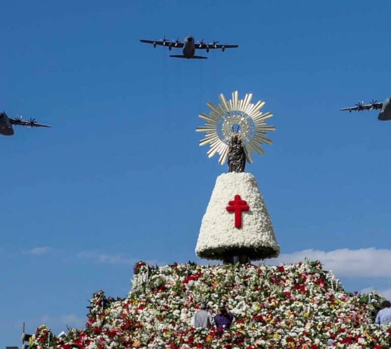 Zaragoza para cinco minutos los actos por el Pilar tras la agresión sexual a una mujer