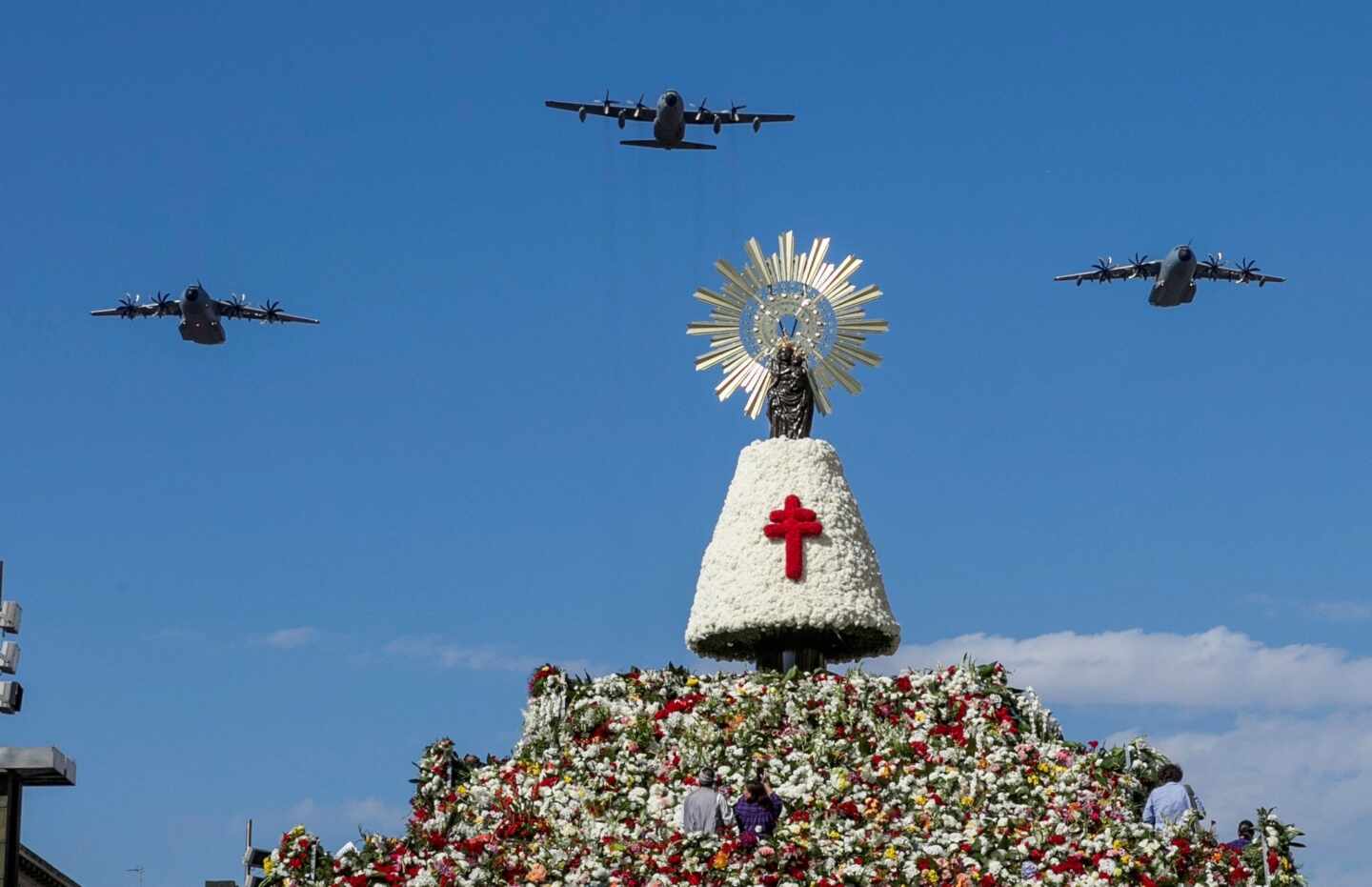 Zaragoza para cinco minutos los actos por el Pilar tras la agresión sexual a una mujer