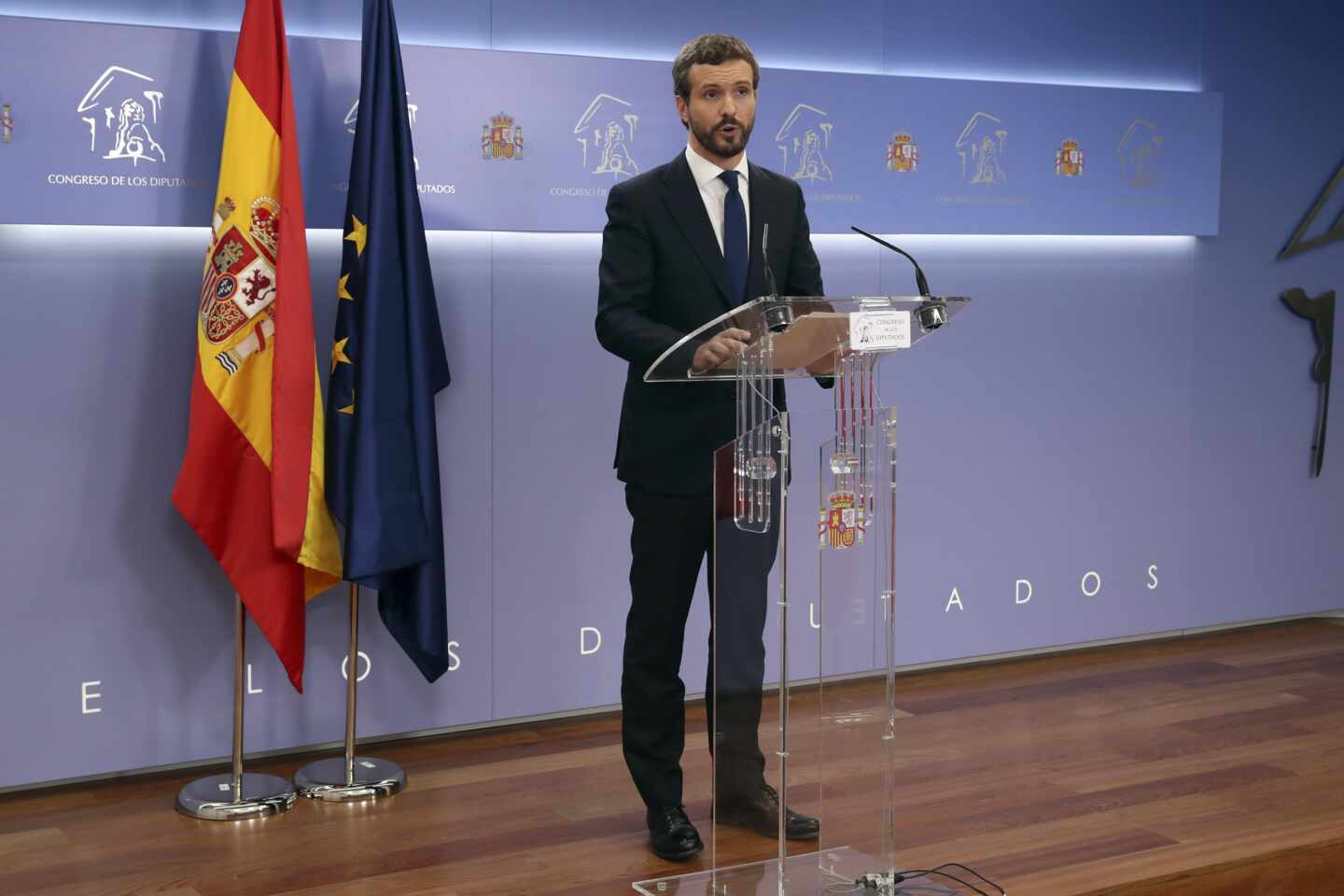 Casado exige a Sánchez renegar del pacto de Pedralbes y Rivera un acuerdo de Estado