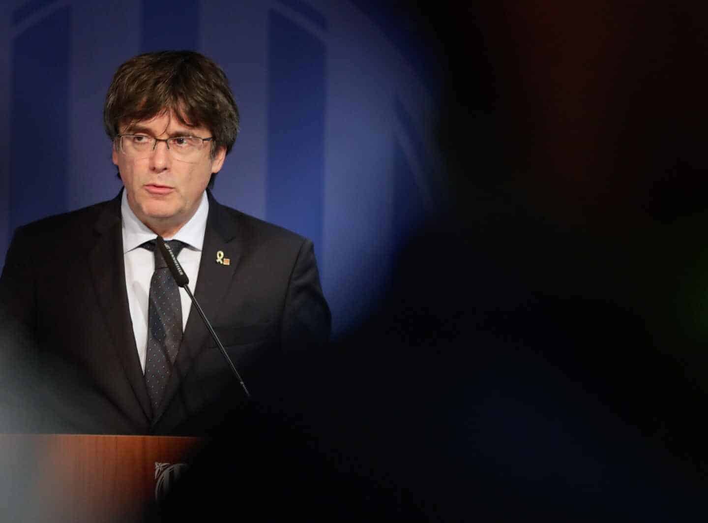 Puigdemont renuncia a liderar la candidatura de JxCat a la Generalitat