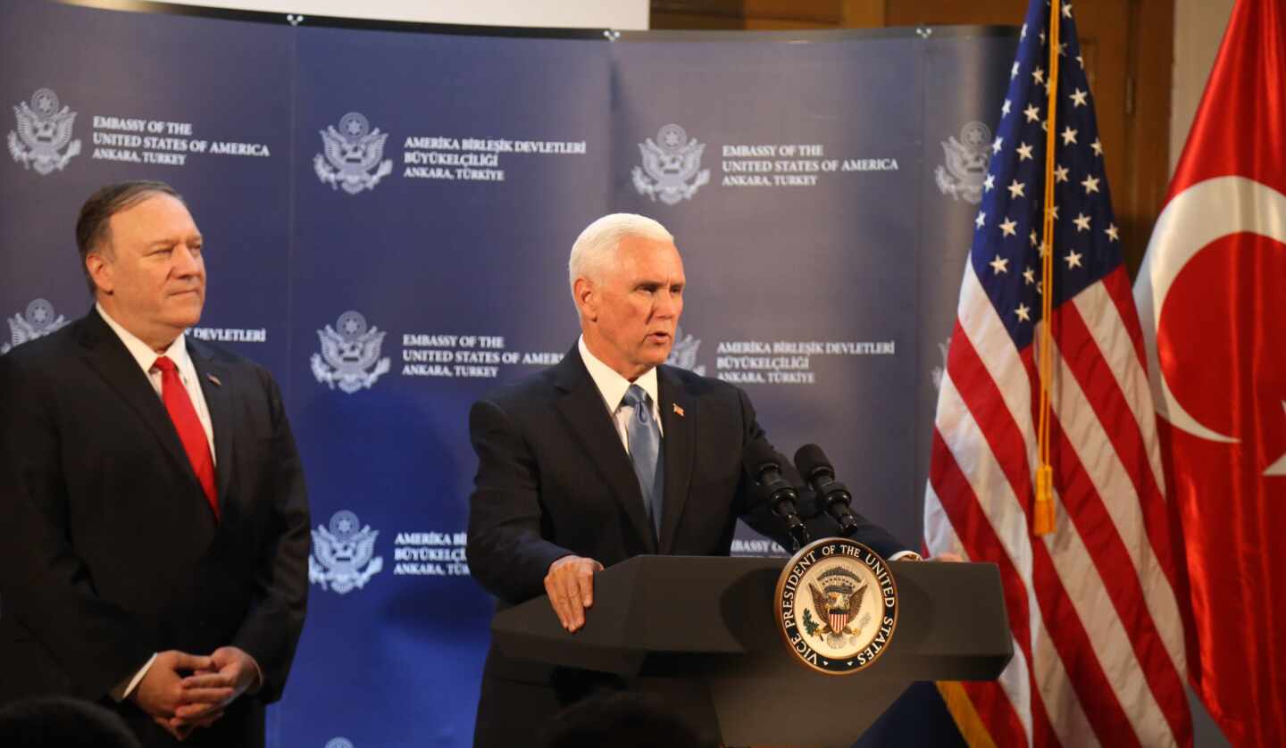 La Casa Blanca anuncia que el vicepresidente Pence recibirá la vacuna este viernes