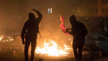 Los CDR agreden a varios periodistas de RTVE y Antena 3 que cubrían las protestas