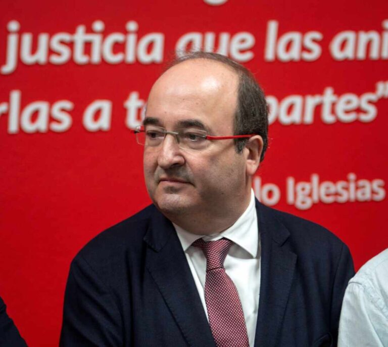 El PSOE estará presente en la manifestación de Sociedad Civil contra el 'procés' catalán