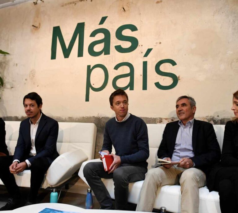 Errejón: "La irresponsabilidad de Sánchez e Iglesias da una segunda oportunidad a Vox"