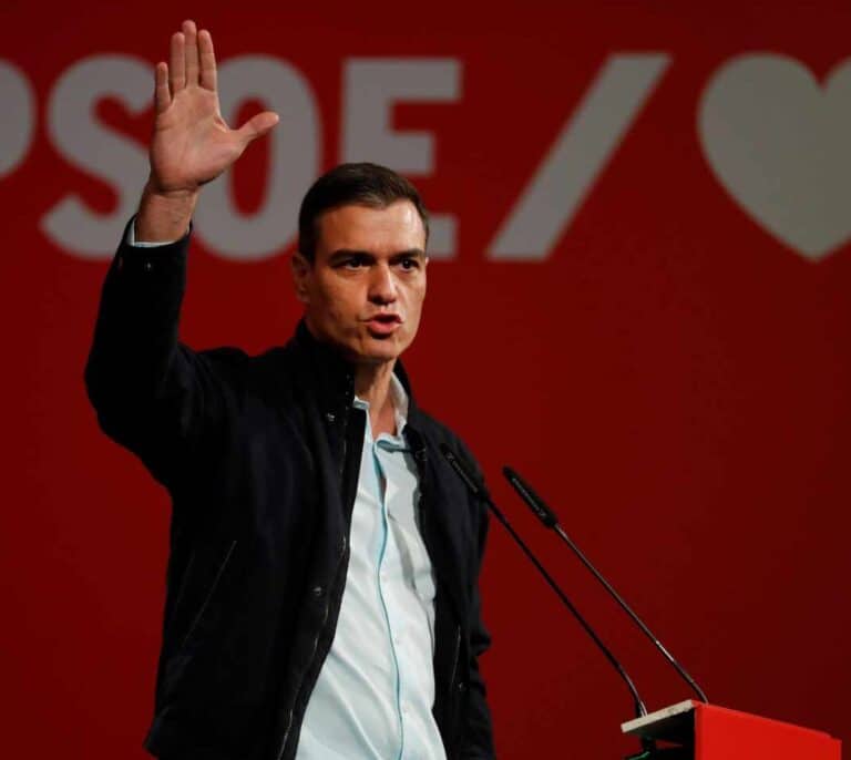 La exhumación de Franco no impulsa al PSOE y la derecha sigue creciendo en las encuestas