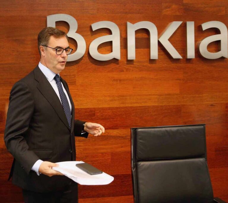 Bankia rehuye la polémica de los depósitos: "Lo razonable es no cobrar a particulares"