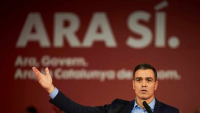 Sánchez rechaza pactar con el PP y pide a Iglesias su compromiso de "no bloquear más"