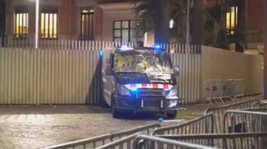 Un incendio precipita una operación policial contra los narcopisos de Barcelona