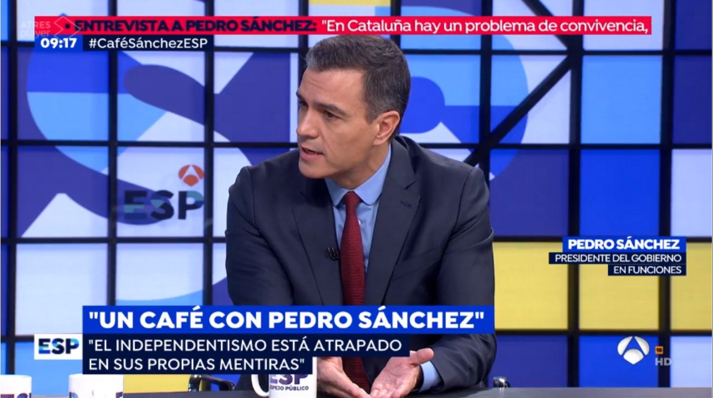 Pedro Sánchez opta por la sobreexposición mediática para remontar en las encuestas