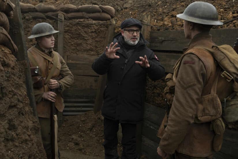 El director de 1917, Sam Mendes, junto a Dean-Charles Chapman y George MacKay. Foto Francois Duhamel.