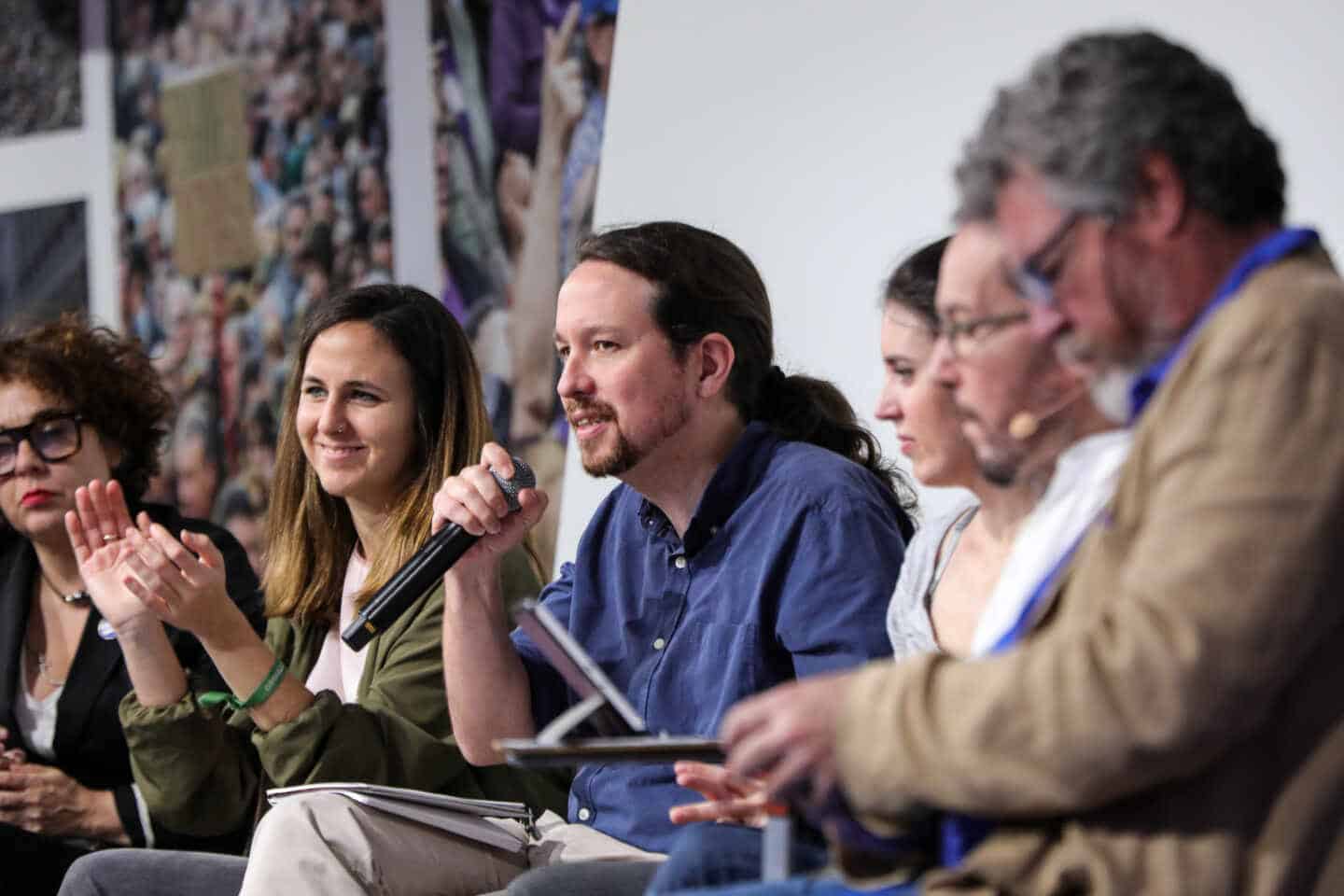 Podemos mantiene el apoyo de abril y el partido de Errejón logra 4 escaños