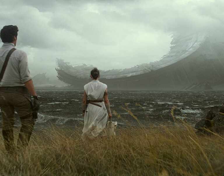 El regreso de un antiguo líder del Imperio protagoniza el tráiler de Star Wars