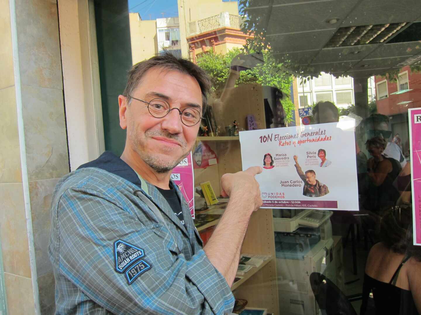 Monedero en el gallinero