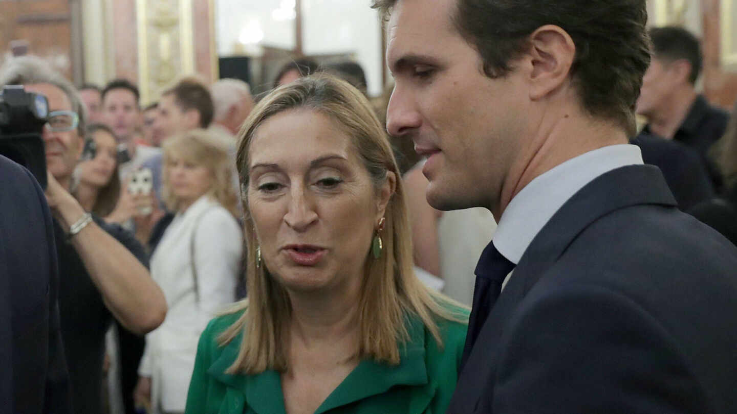 Acierta Casado con Ana Pastor