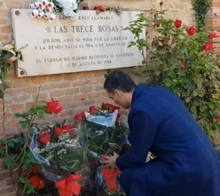 Sánchez homenajea a las Trece Rosas tras consumarse la exhumación de Franco