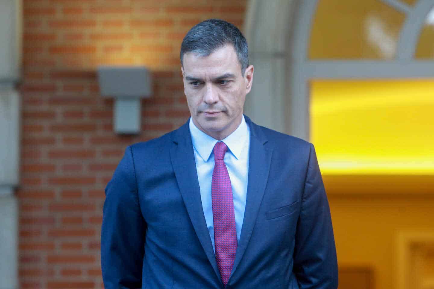 Sánchez alerta del peligro de pedir ilegalizar partidos independentistas