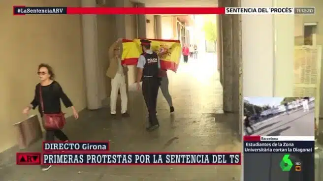 Pelea en Gerona entre independentistas y una pareja con la bandera de España