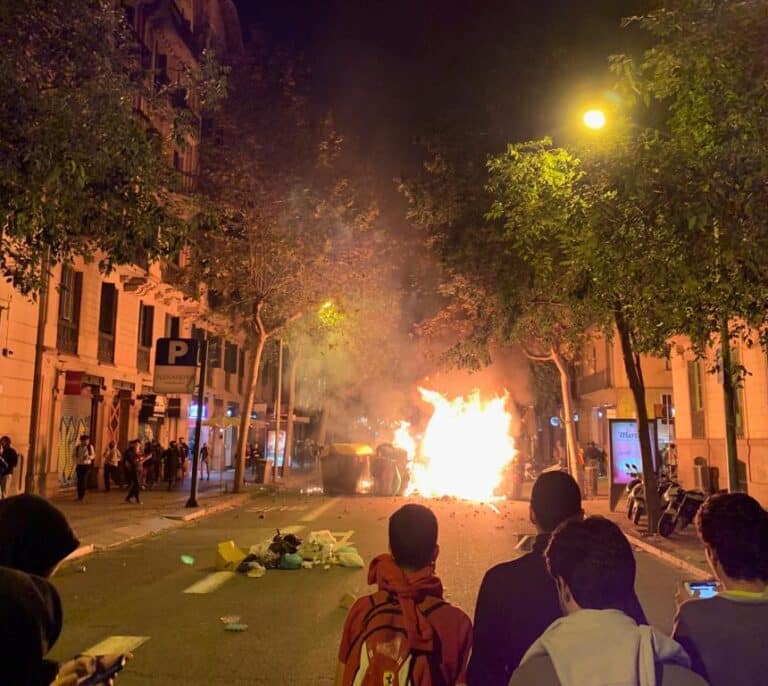 El aval a los disturbios de la ANC pone en el foco la campaña electoral en Cataluña