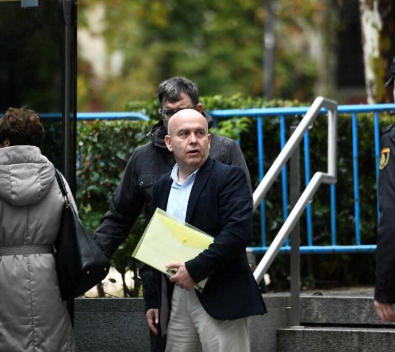 El abogado de Puigdemont, Gonzalo Boye, en libertad sin cautelares tras declarar en la Audiencia Nacional