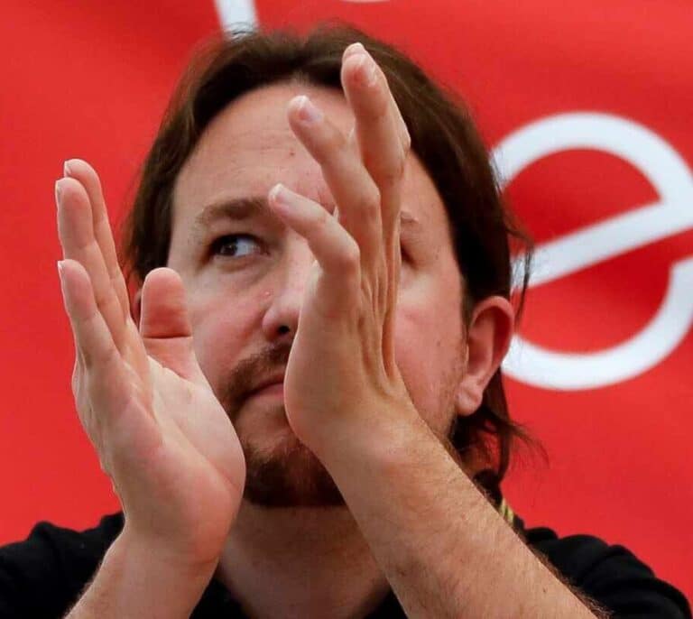 Iglesias critica el giro a la derecha de Sánchez en Cataluña: "Quiere competir con PP y Cs"