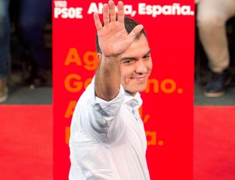 Sánchez se zafa de Podemos y de los independentistas tras el giro de Rivera