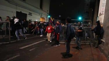 El presidente de Ecuador traslada la sede del Gobierno en medio de la tensión y las protestas