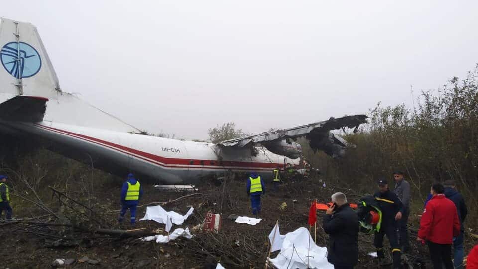 Al menos cinco muertos en Ucrania tras el aterrizaje forzoso de un avión procedente de España