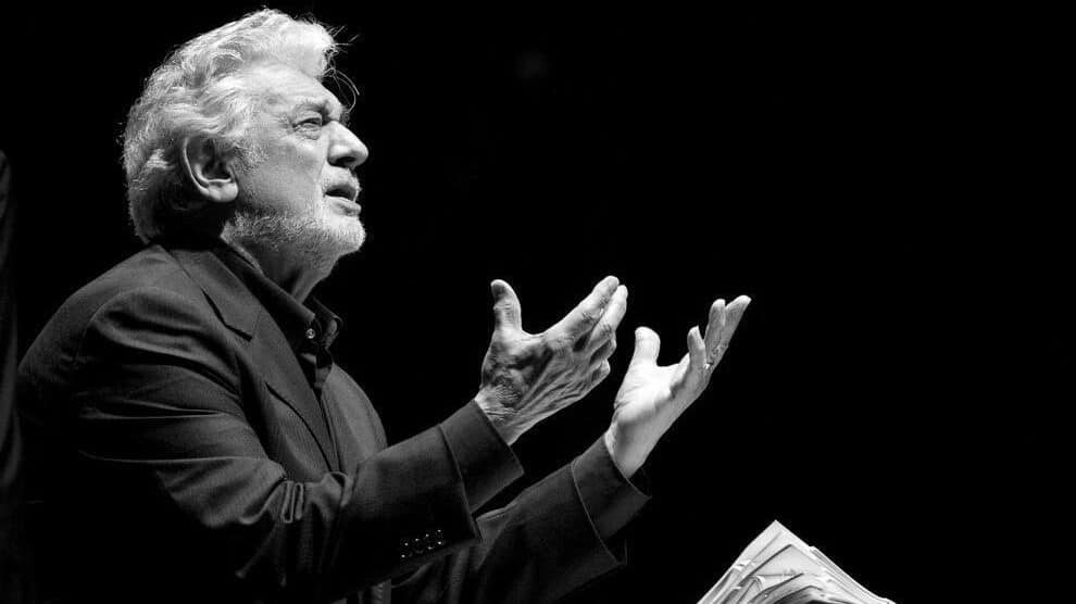 Plácido Domingo, la caída de Dios