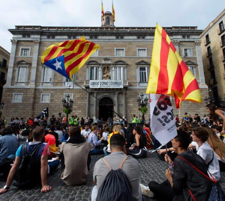 Tsunami Democràtic llama a la "desobediencia" pacífica en la jornada de reflexión del 10-N