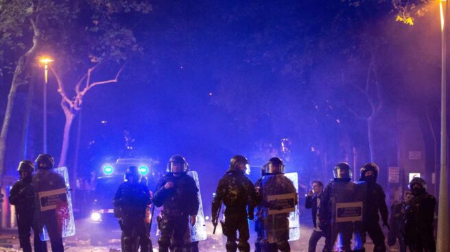 "Nos preocupa más que nos abran un expediente a que nos partan la cara" Mossos d'Esquadra, durante los disturbios de Barcelona tras conocerse la sentencia del 'procés'.