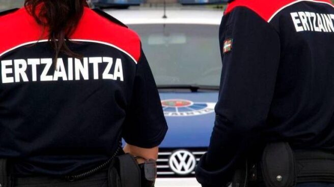 Agentes de la Ertzaintza