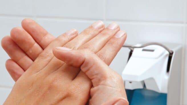 Como Evitar Llevar Las Manos A La Cara Y Prevenir El Coronavirus El Independiente