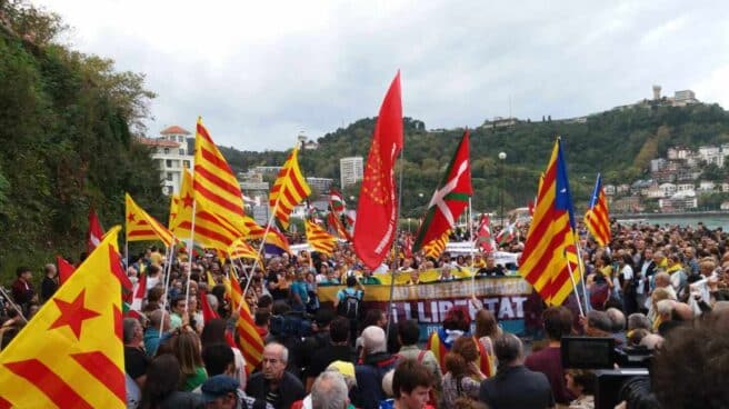 Manifestación en San Sebastián contra la sentencia del procés.