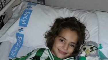 El capitán del Betis envía un mensaje de ánimo a una 'pequeña' fan con cáncer