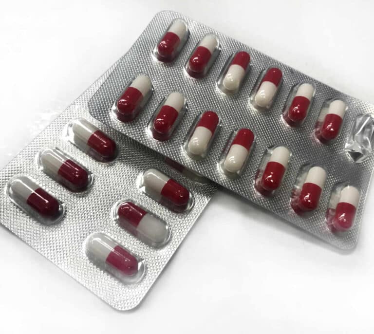 El omeprazol perjudica más la flora intestinal que los antibióticos
