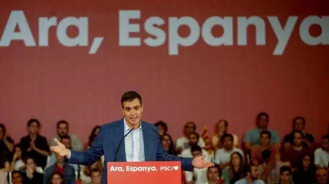 Pedro Sánchez cambia el guion y cierra la campaña en Cataluña