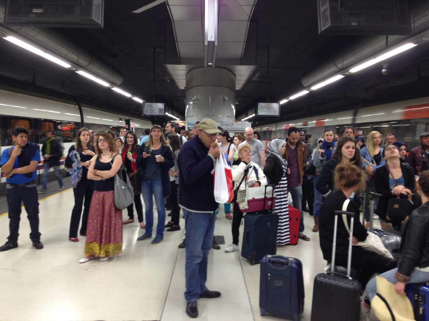 CCOO destroza la gestión de Cercanías de la Generalitat: 6,8 millones de viajes afectados