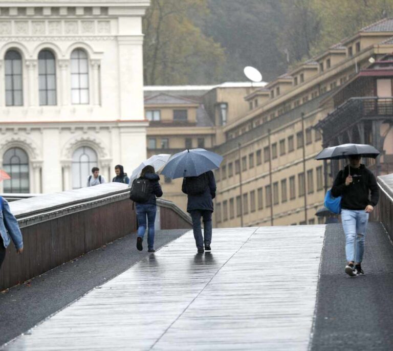 Las lluvias y tormentas afectan hoy a Cataluña, Andalucía y Murcia