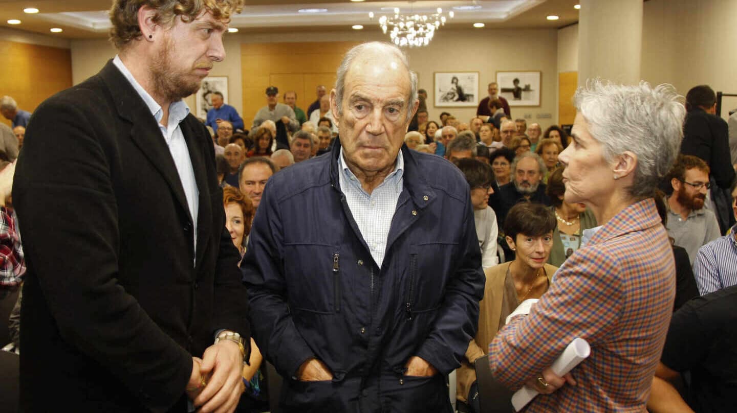 Maiorga Ramírez y Carlos Garaikoetxea, durante una reunión del sector crítico de EA.