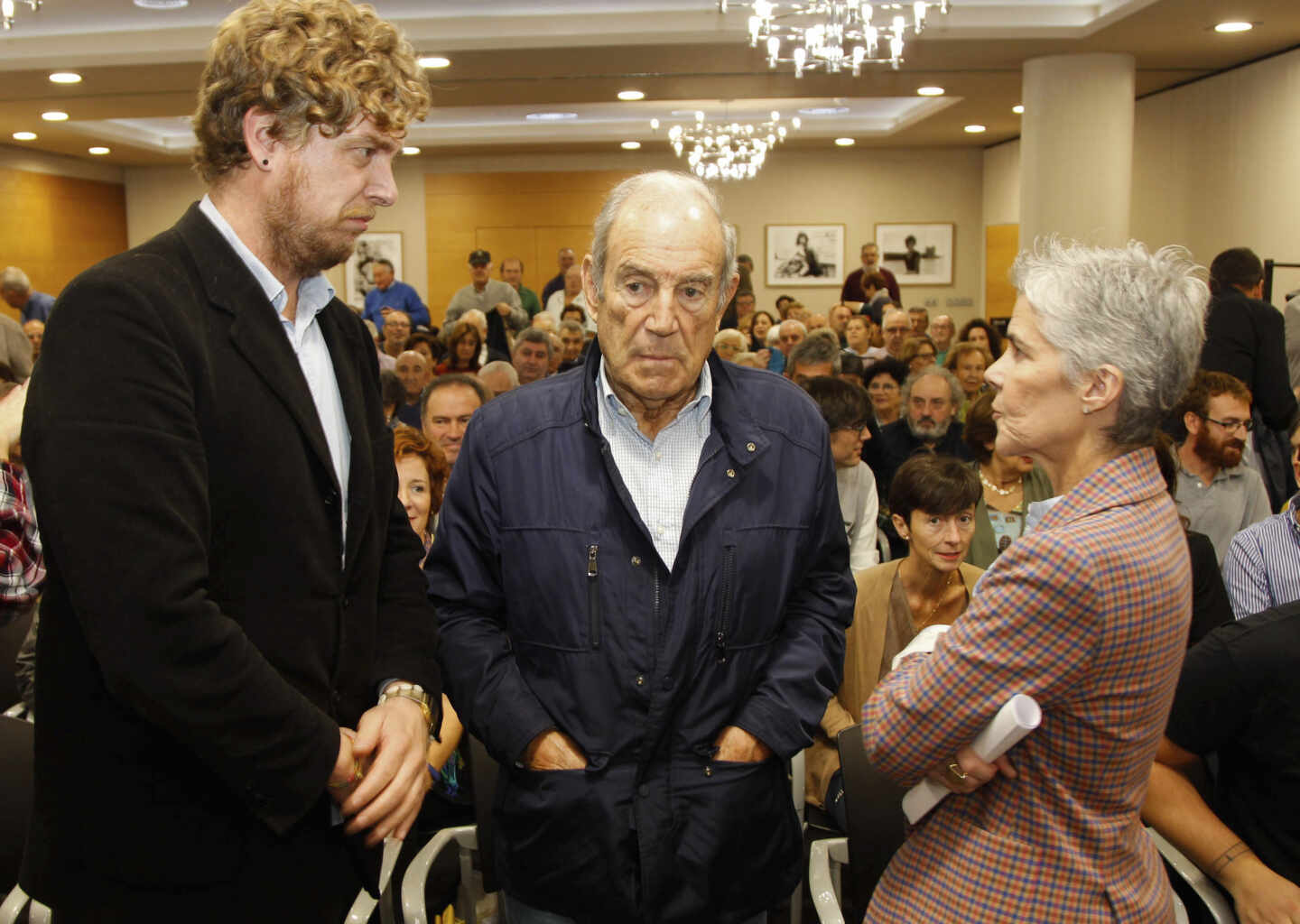 Maiorga Ramírez y Carlos Garaikoetxea, durante una reunión del sector crítico de EA.